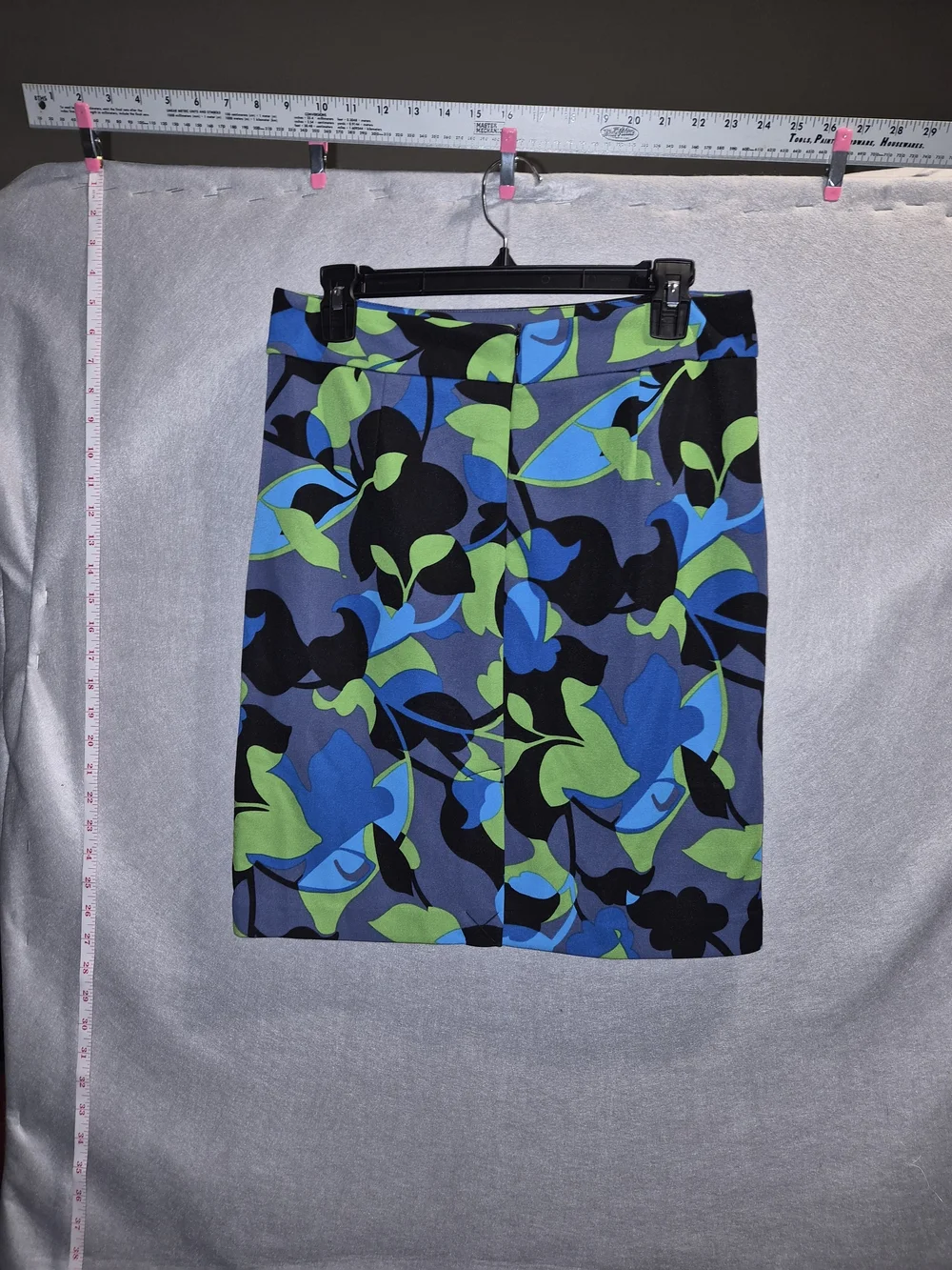 Premise GEO Blue Green Floral Pencil Skirt – Size 8 – NWT
